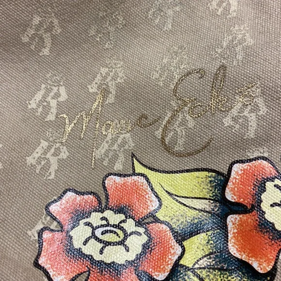 Ecko crossbody with painted rock detailing and red interior - Picture 7 of 13